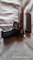 Pistola semiautomatica