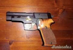 SIG-Sauer P 220 jubileum .45 ACP SIG-Sauer P 220 jubileum .45 ACP