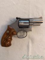 Smith & Wesson 357 Magnum .357 Magnum  |  9x31mmR  | .353 Casull