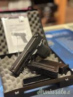 Heckler & Koch USP COMPACT 9x21mm IMI Heckler & Koch USP COMPACT 9x21mm IMI