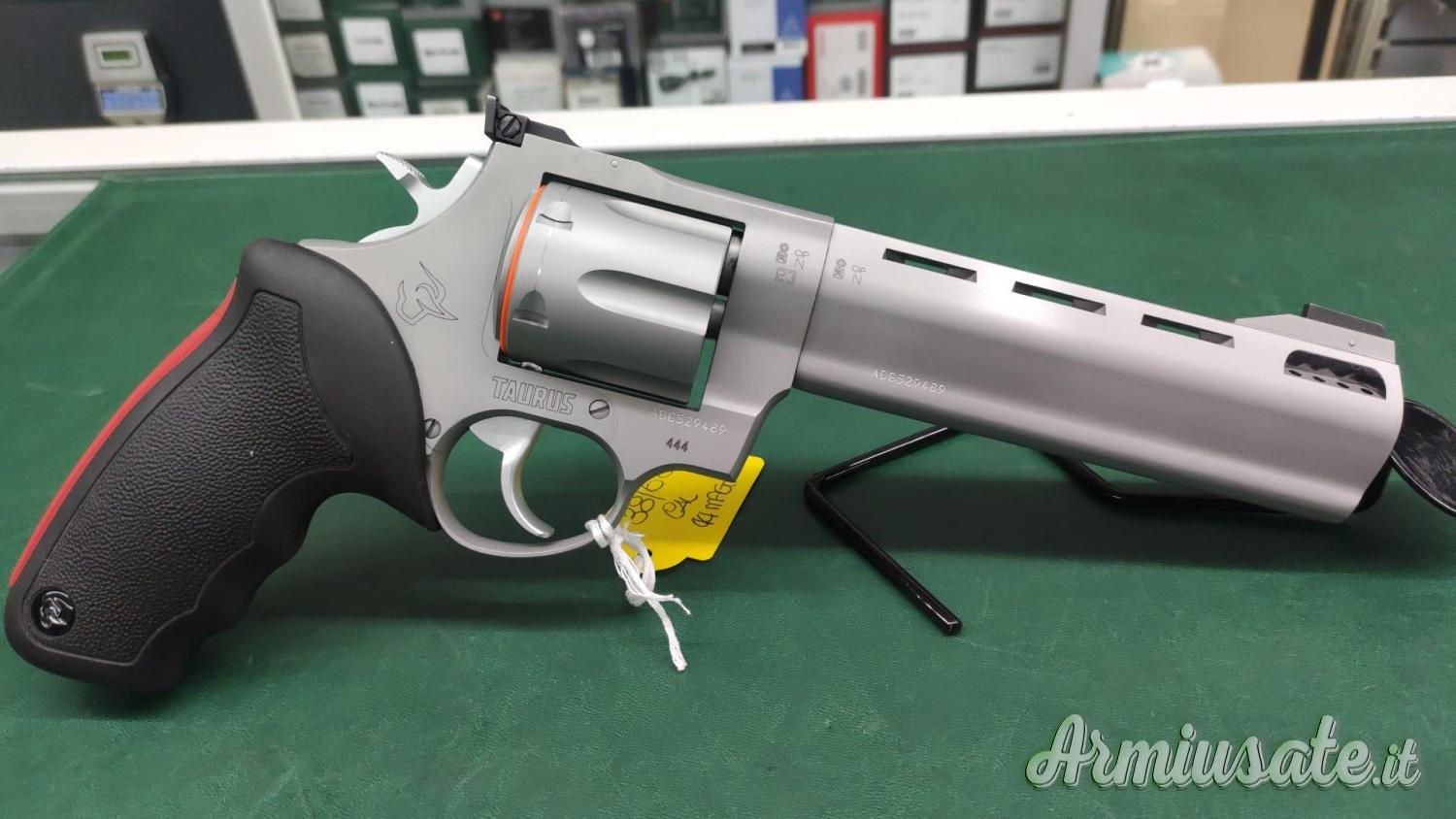 Taurus | Forjas RAGING BULL  .44 Remington Magnum Taurus | Forjas RAGING BULL  .44 Remington Magnum