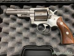 revolver Ruger cal..357 mg revolver Ruger cal..357 mg
