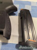 SIG-Sauer P320 Compact 9x21mm IMI SIG-Sauer P320 Compact 9x21mm IMI