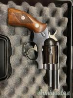 revolver Ruger cal..357 mg