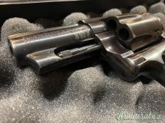 revolver Ruger cal..357 mg con fondina revolver Ruger cal..357 mg con fondina