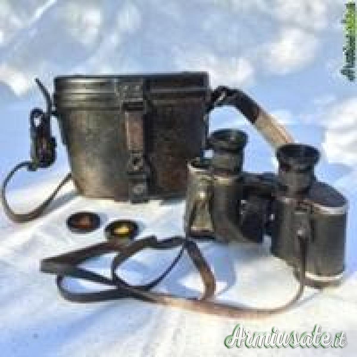 WWII Binocolo WAFFEN SS completo di custodia e accessori WWII Binocolo WAFFEN SS completo di custodia e accessori