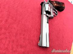 SMITH & WESSON 686-3 CAL 357 MAG 6  SMITH & WESSON 686-3 CAL 357 MAG 6