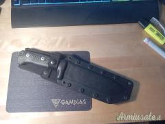 Coltello nuovo M7 lionsteel come da foto Coltello nuovo M7 lionsteel come da foto