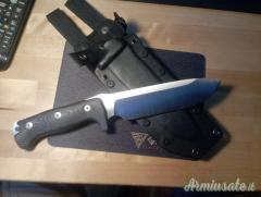 Coltello nuovo M7 lionsteel come da foto Coltello nuovo M7 lionsteel come da foto