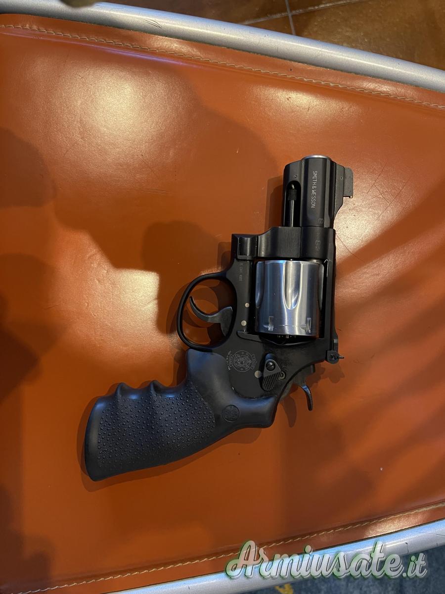 Smith & Wesson 329PD .44 Remington Magnum Smith & Wesson 329PD .44 Remington Magnum