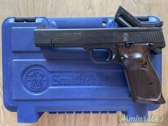 Smith & Wesson 41 .22 LR Long Rifle