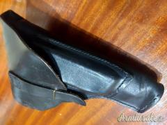 Fondina Beretta Modello 34 in cuoio nero Fondina Beretta Modello 34 in cuoio nero