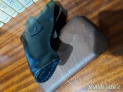 Fondina Beretta Modello 34 in cuoio nero Fondina Beretta Modello 34 in cuoio nero