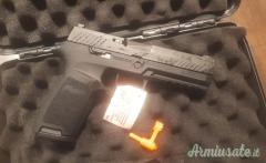 SIG-Sauer P320 9x21mm IMI