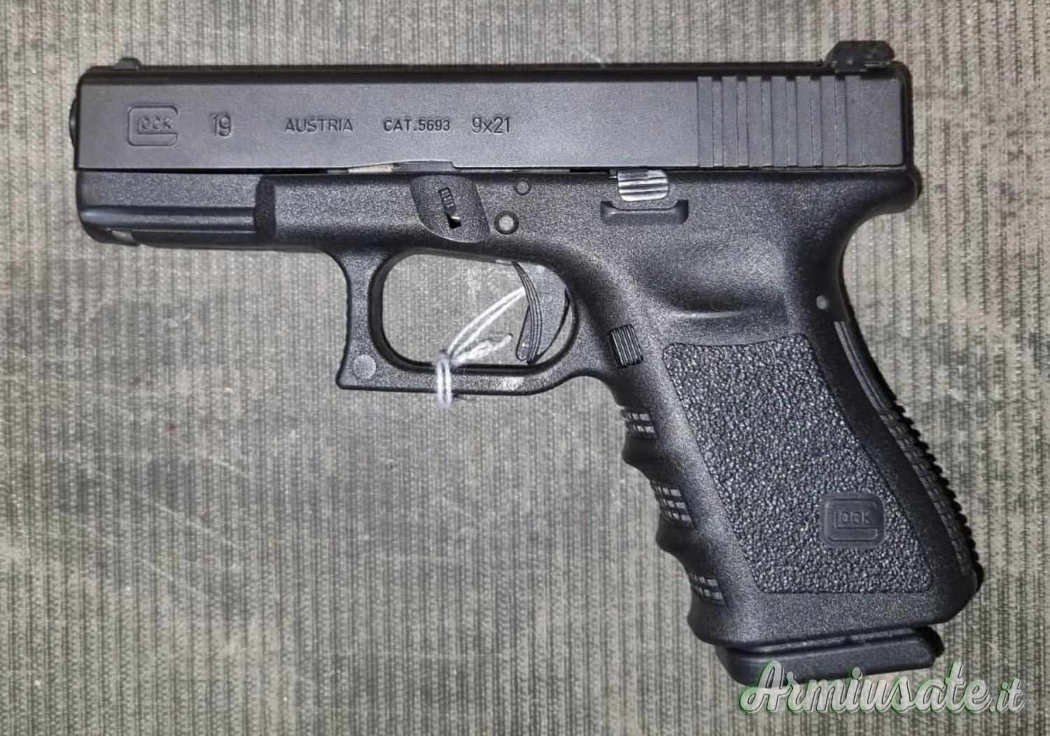 Glock 19 9x21mm IMI Glock 19 9x21mm IMI