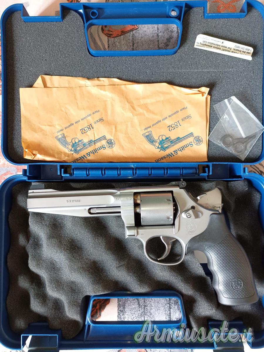 Smith & Wesson 986 Pro series 9x21mm IMI Smith & Wesson 986 Pro series 9x21mm IMI