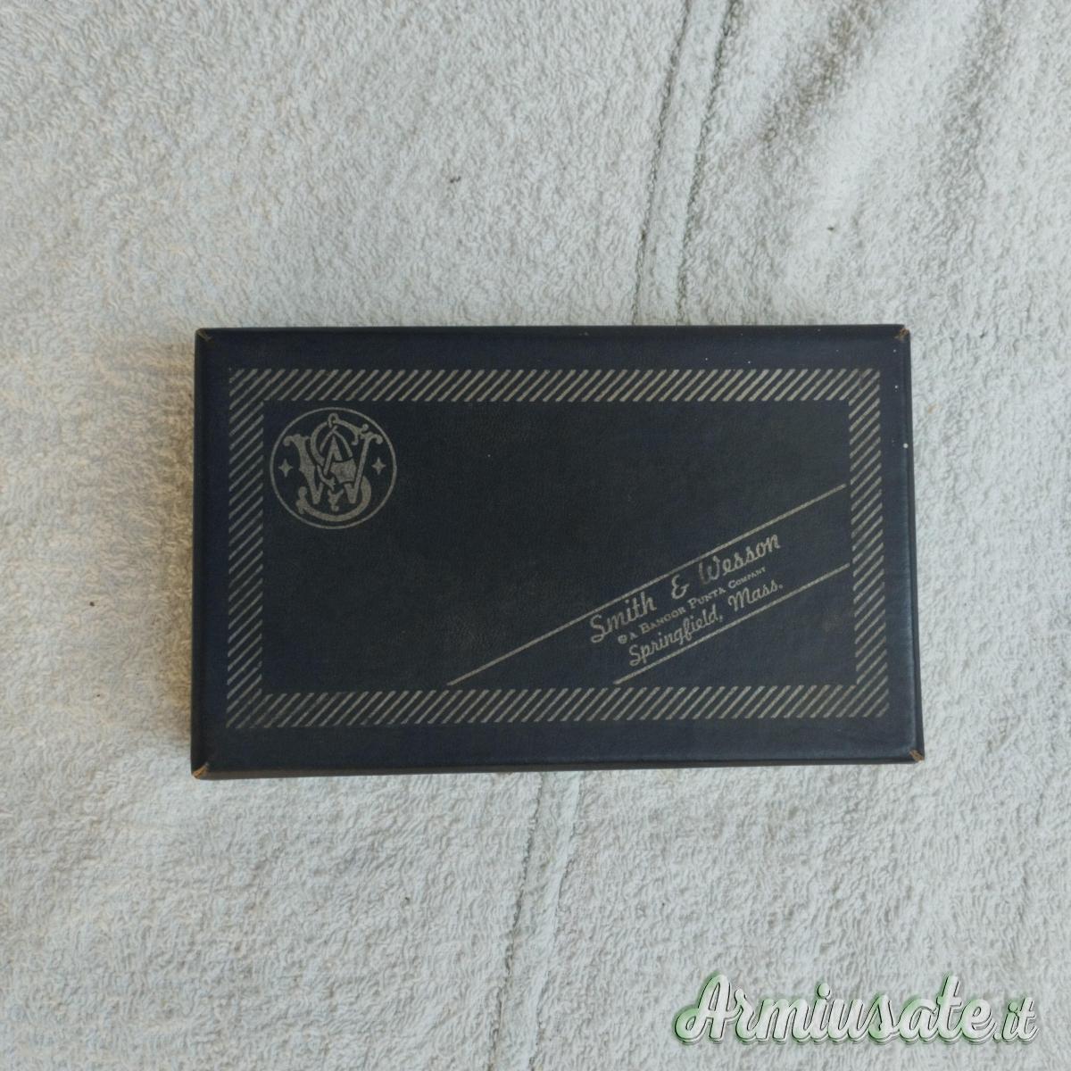 Scatola e documenti per SMITH & WESSON modello 60 cal. .38 Special Scatola e documenti per SMITH & WESSON modello 60 cal. .38 Special