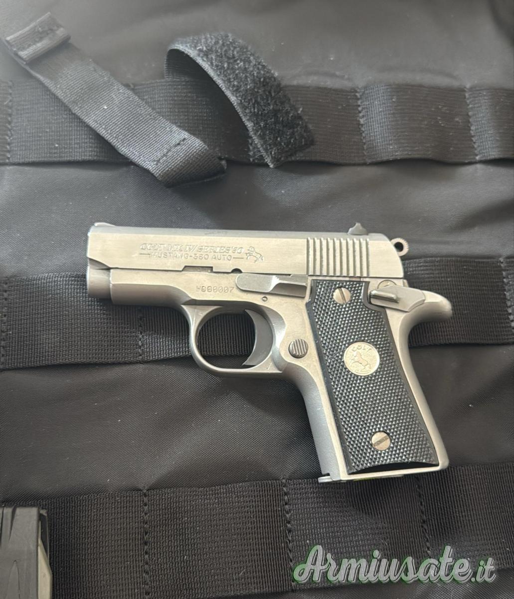 Colt Mustang .380 ACP matricola terminale “007” Colt Mustang .380 ACP matricola terminale “007”