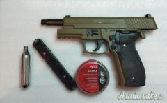 SIG-Sauer P226 4.5/.177