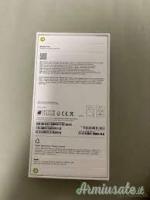 Nuovo di zecca Apple iPhone 17 Pro Max - Disponibile in arancione, blu intenso e argento