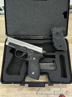 SIG-Sauer P229 .40 Smith & Wesson | Auto  |  10 x 21 mm