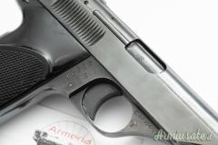 Bernardelli p8 .380 ACP  | 9x17mm Browning Short