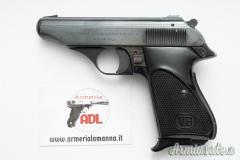 Bernardelli p8 .32 ACP  |  7.65x17mm Browning SR