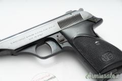 Bernardelli p8 .32 ACP  |  7.65x17mm Browning SR