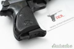 Bernardelli p8 .32 ACP  |  7.65x17mm Browning SR