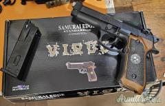 Beretta 92 Samurai.