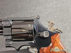 Smith & Wesson 29-2 .44 Mag