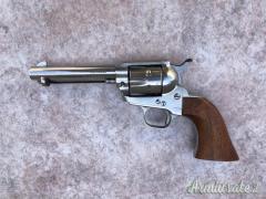 Revolver Uberti modello 1873 cal 22lr inox ottime condizioni  per info contattaci