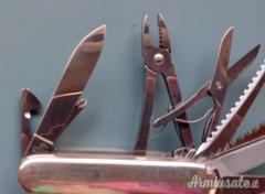 Coltello svizzero Vittorinox in argento 925