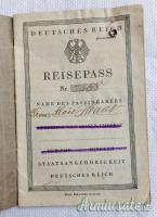 Passaporto tedesco d'epoca nazista cosiddetto “REISEPASS” di 1’ tipo (GERMANIA WW2)