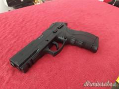 TAURUS PT 809 CAL 9X21 ( MAI SPARATO )