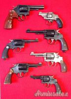 REVOLVER COLT E SMITH & WESSON IN COLLEZIONE VENDO IN BLOCCO