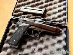 Beretta 92 FS .22 LR Long Rifle