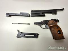 Pistola marca Beretta mod. 76, cal. 22 Long Rifle