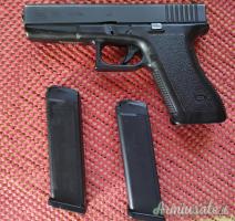 Glock 22 .40 Smith & Wesson | Auto  |  10 x 21 mm