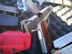 Kimber custom 2 dual tone .45 ACP