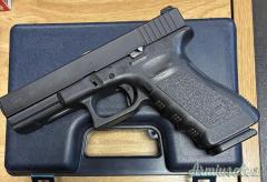 Glock 22 .40 Smith & Wesson | Auto  |  10 x 21 mm