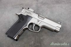 Smith & Wesson 4006 .40 S&W