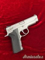 Smith & Wesson 4006 | .40 S&W