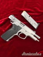 Smith & Wesson 4006 | .40 S&W