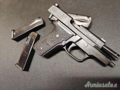 SIG-Sauer P228 9x21mm IMI