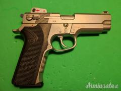 Smith & Wesson 4006 .40 Smith & Wesson | Auto  |  10 x 21 mm