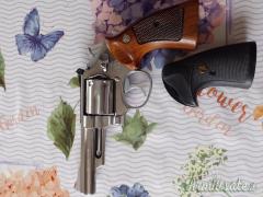 Smith & Wesson 66.2 .357 Remington Maximum