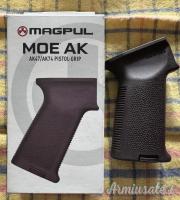 Magpul inpugnatura per AK