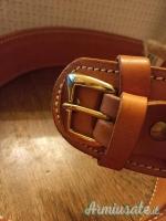 Cinturone con portacolpi