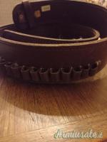 Cinturone con portacolpi